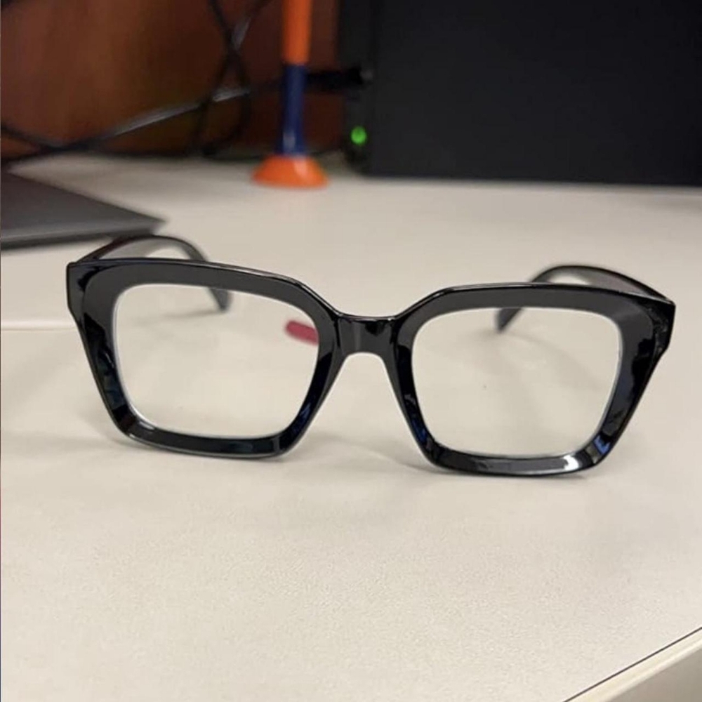 Women's Black Sunglasses